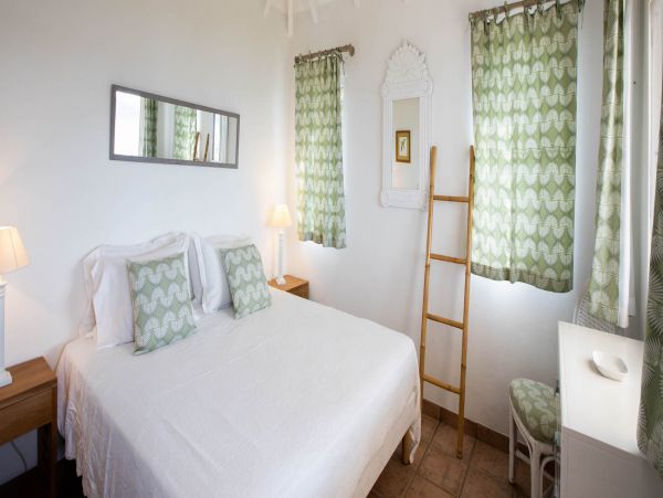 St. Barts Home 975581