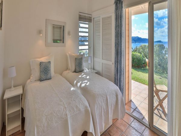 St. Barts Home 975581