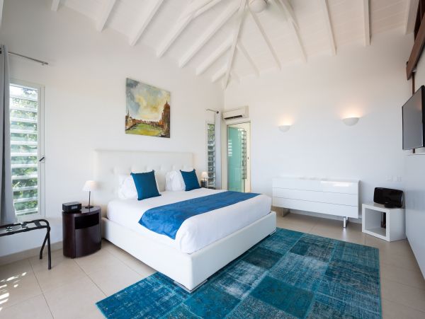 St. Barts Home 975583