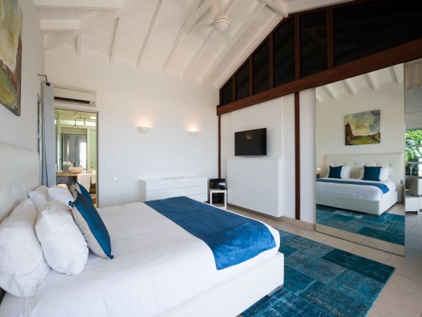 St. Barts Home 975583