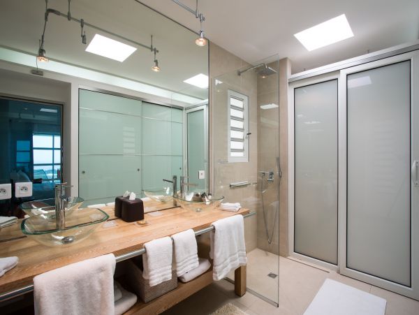 St. Barts Home 975583