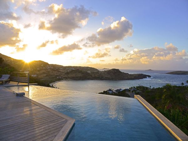 St. Barts Home 975584