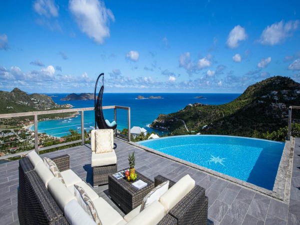 St. Barts Home 975585