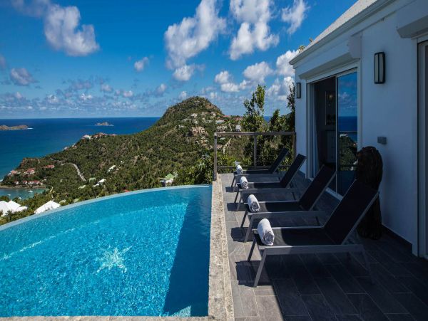 St. Barts Home 975585
