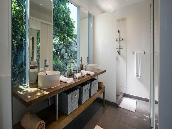 St. Barts Home 975585