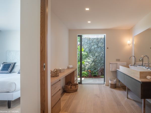 St. Barts Home 975586