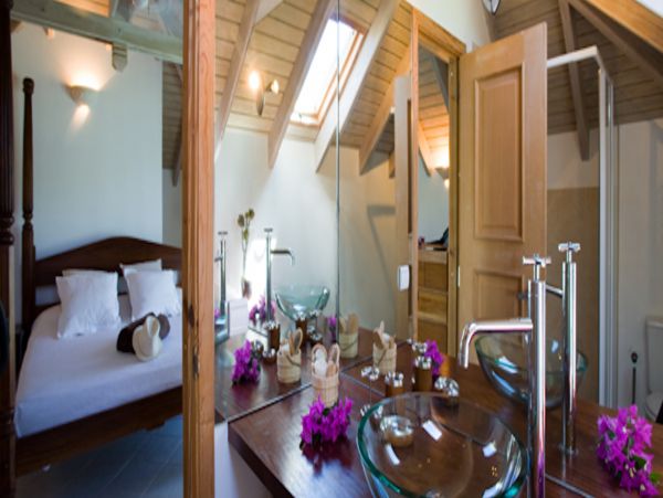 St. Barts Home 975587