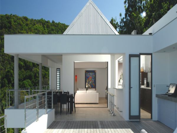 St. Barts Home 975589