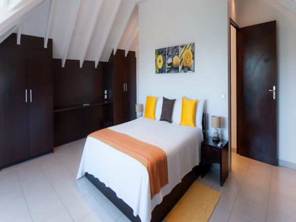 St. Barts Home 975592