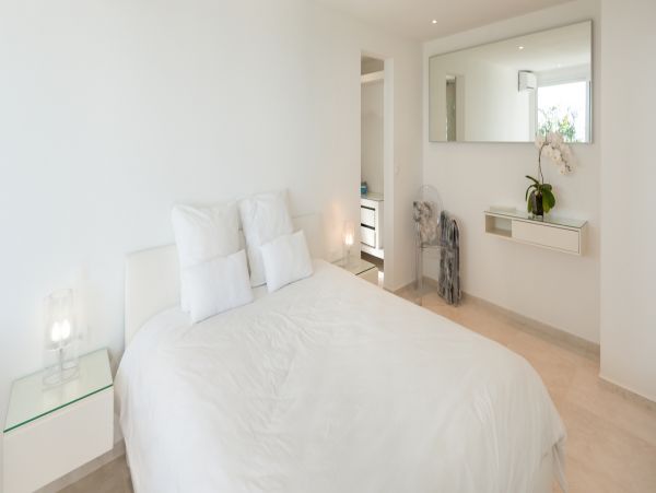 St. Barts Home 975593