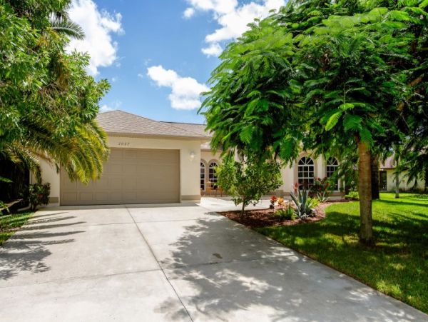 Cape Coral Home 975596