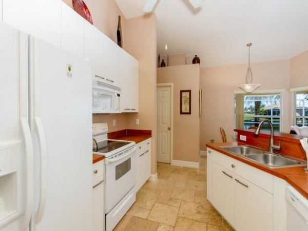 Cape Coral Home 975596