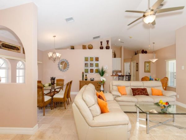 Cape Coral Home 975596