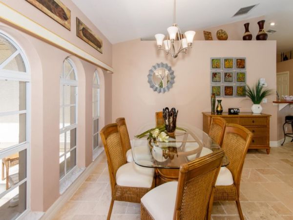 Cape Coral Home 975596