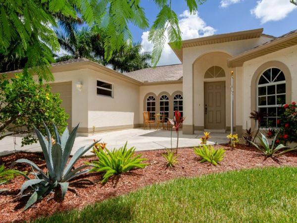 Cape Coral Home 975596
