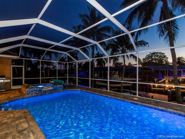 Cape Coral Home 975597