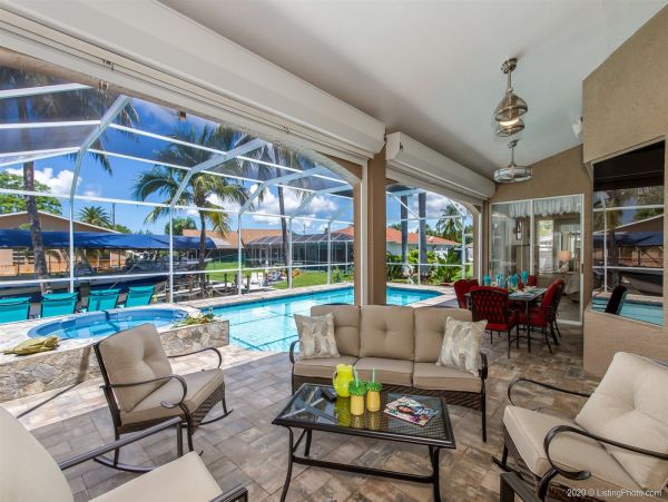 Cape Coral Home 975597