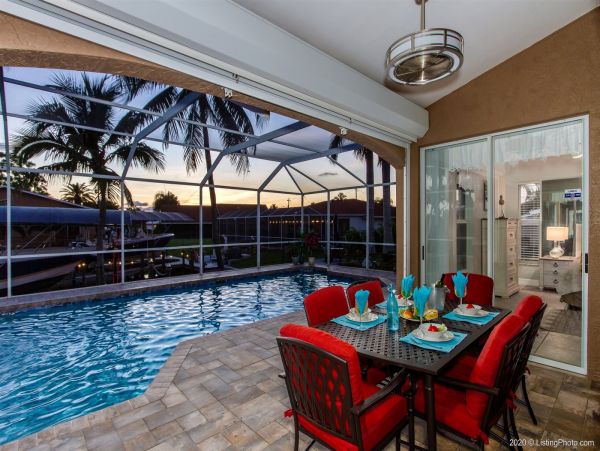Cape Coral Home 975597