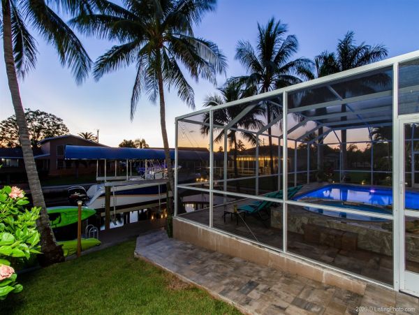 Cape Coral Home 975597