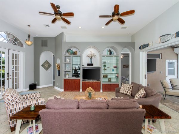 Cape Coral Home 975597