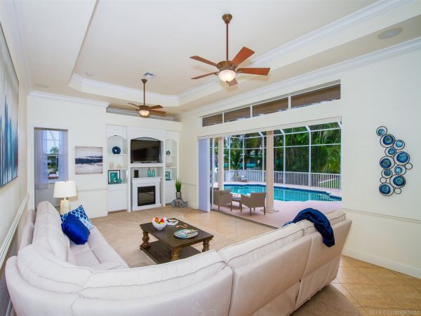 Cape Coral Home 975599
