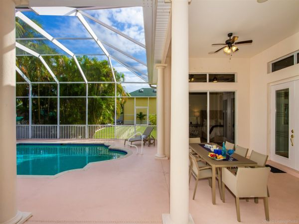 Cape Coral Home 975599