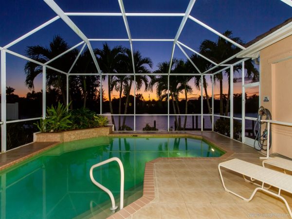 Cape Coral Home 975600