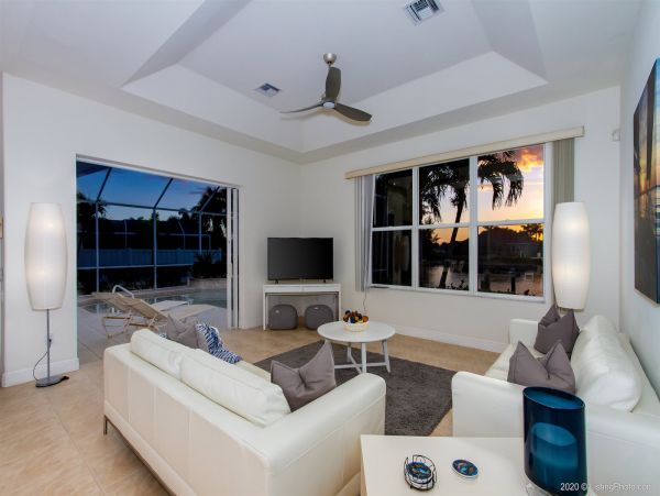 Cape Coral Home 975600