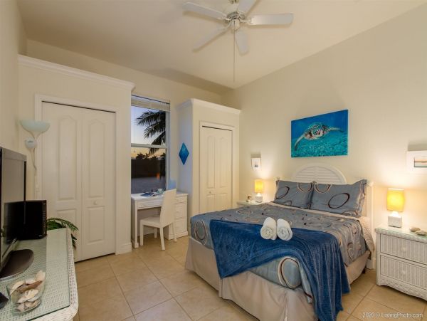 Cape Coral Home 975600