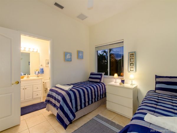 Cape Coral Home 975600