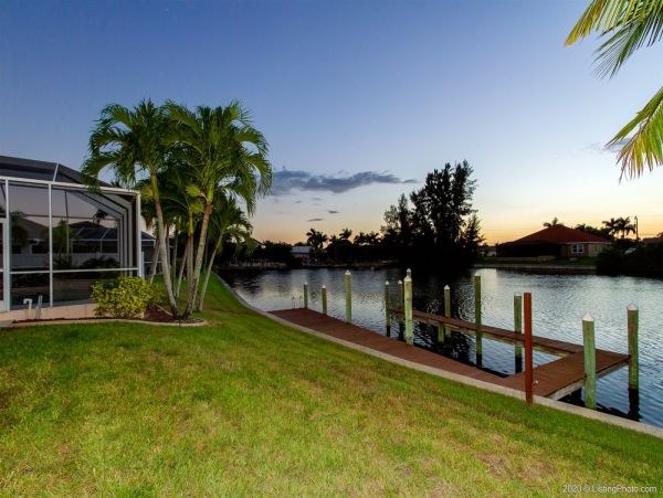 Cape Coral Home 975600