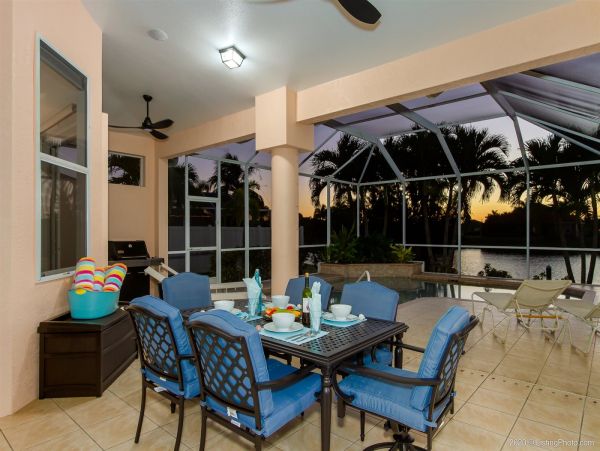 Cape Coral Home 975600