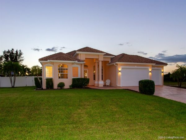 Cape Coral Home 975600