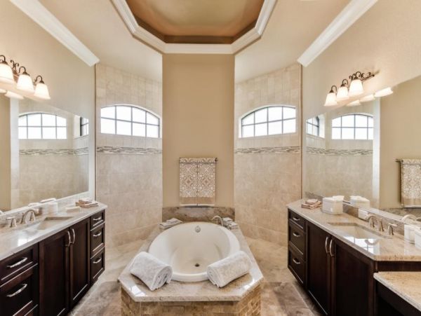 Cape Coral Home 975601