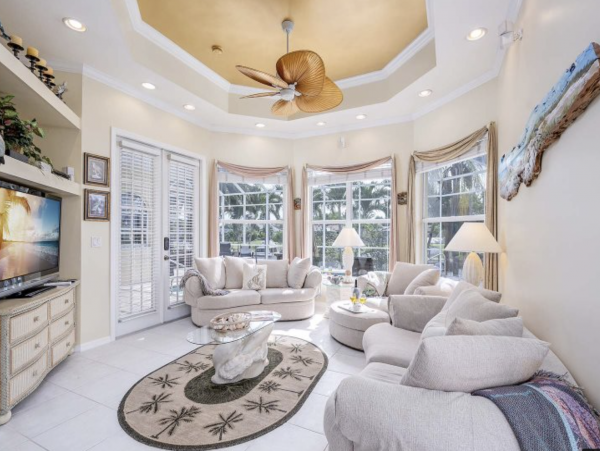 Cape Coral Delight Direct Access to Gulf of Mexico.