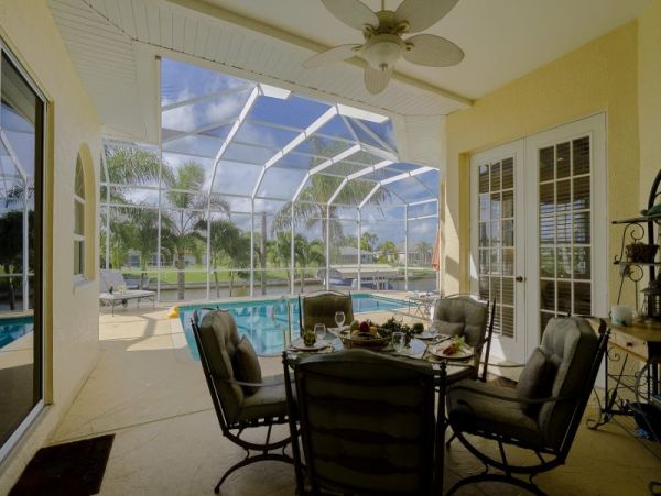 Cape Coral Delight Direct Access to Gulf of Mexico.