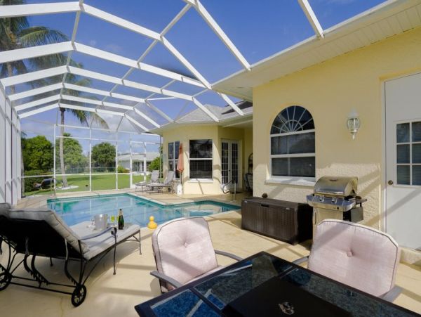 Cape Coral Delight Direct Access to Gulf of Mexico.