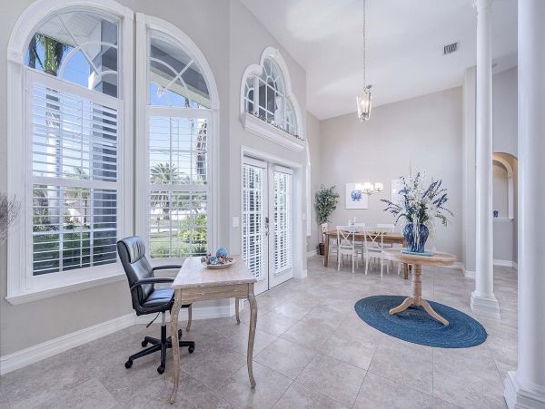 Beautiful Waterfront Home with Caged Pool in Cape Coral