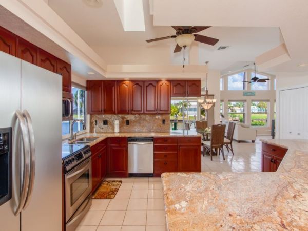 Beautiful Vacation Home in Cape Coral with Boat Dock