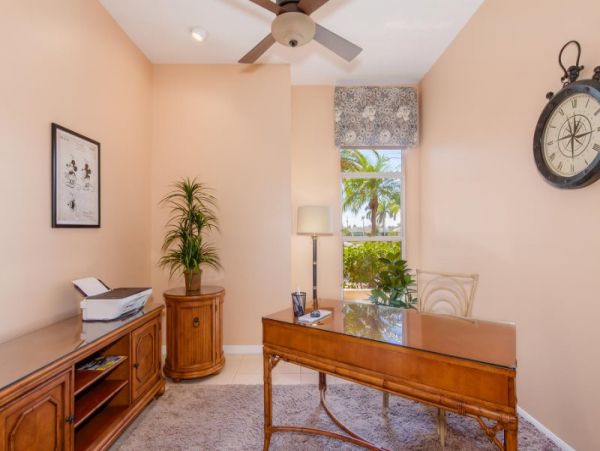 Beautiful Vacation Home in Cape Coral with Boat Dock