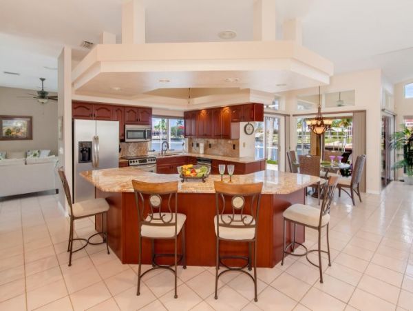 Beautiful Vacation Home in Cape Coral with Boat Dock