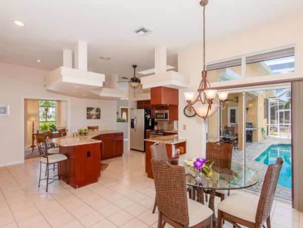 Beautiful Vacation Home in Cape Coral with Boat Dock
