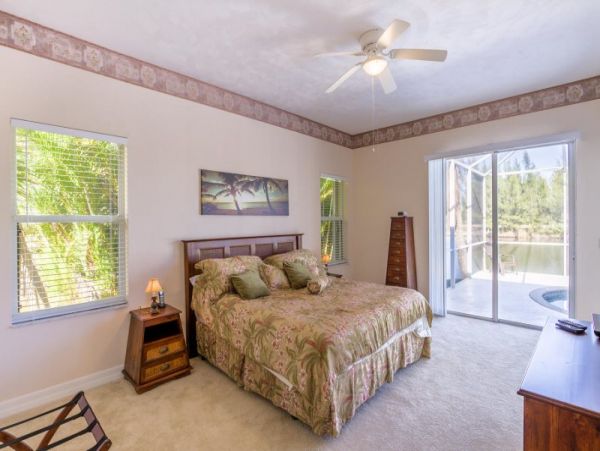 Cape Coral Home 975610