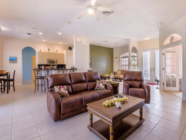 Cape Coral Home 975610
