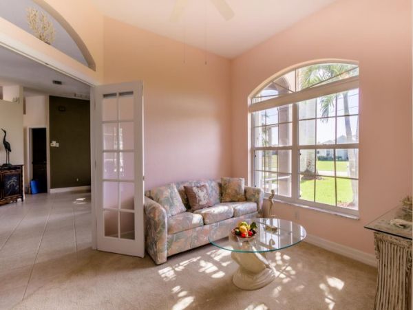 Cape Coral Home 975610