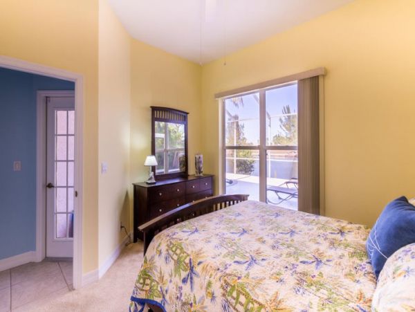 Cape Coral Home 975610