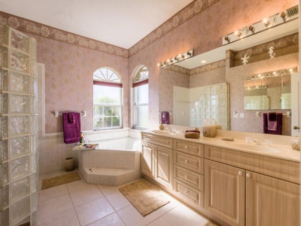 Cape Coral Home 975610