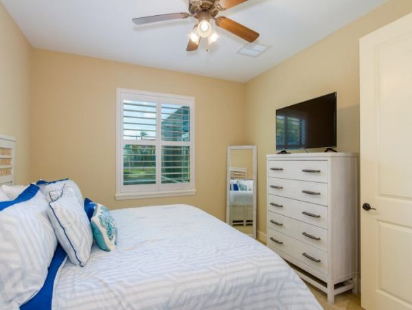 Cape Coral Home with 4 Bedrooms