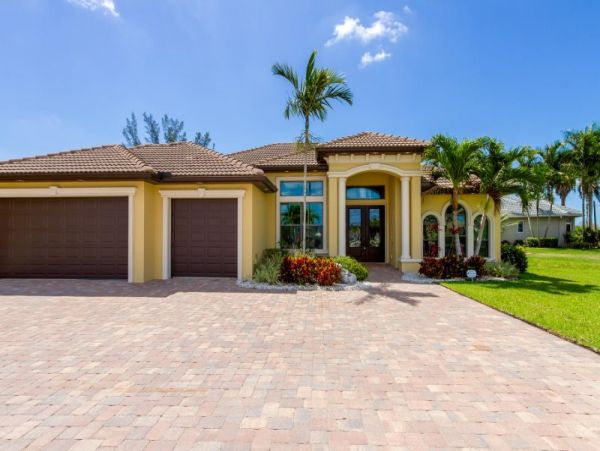 Cape Coral Home with 4 Bedrooms