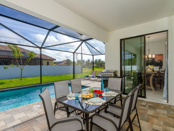 Cape Coral Vacation Pool Home Four Bedroom